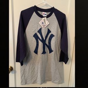 NWT NY Yankee Shirt - Large, 3/4 sleeves